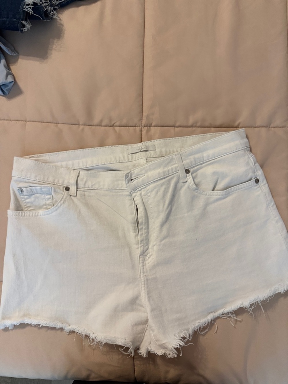 White Denim Frayed Hem Women's Shorts